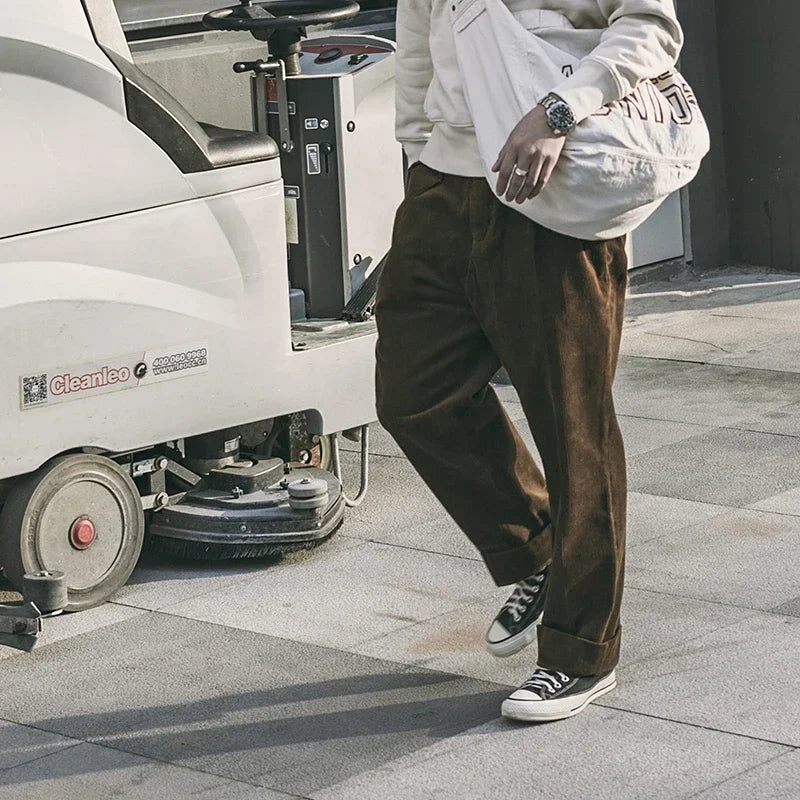 Cambridge Corduroy Pleated Trousers